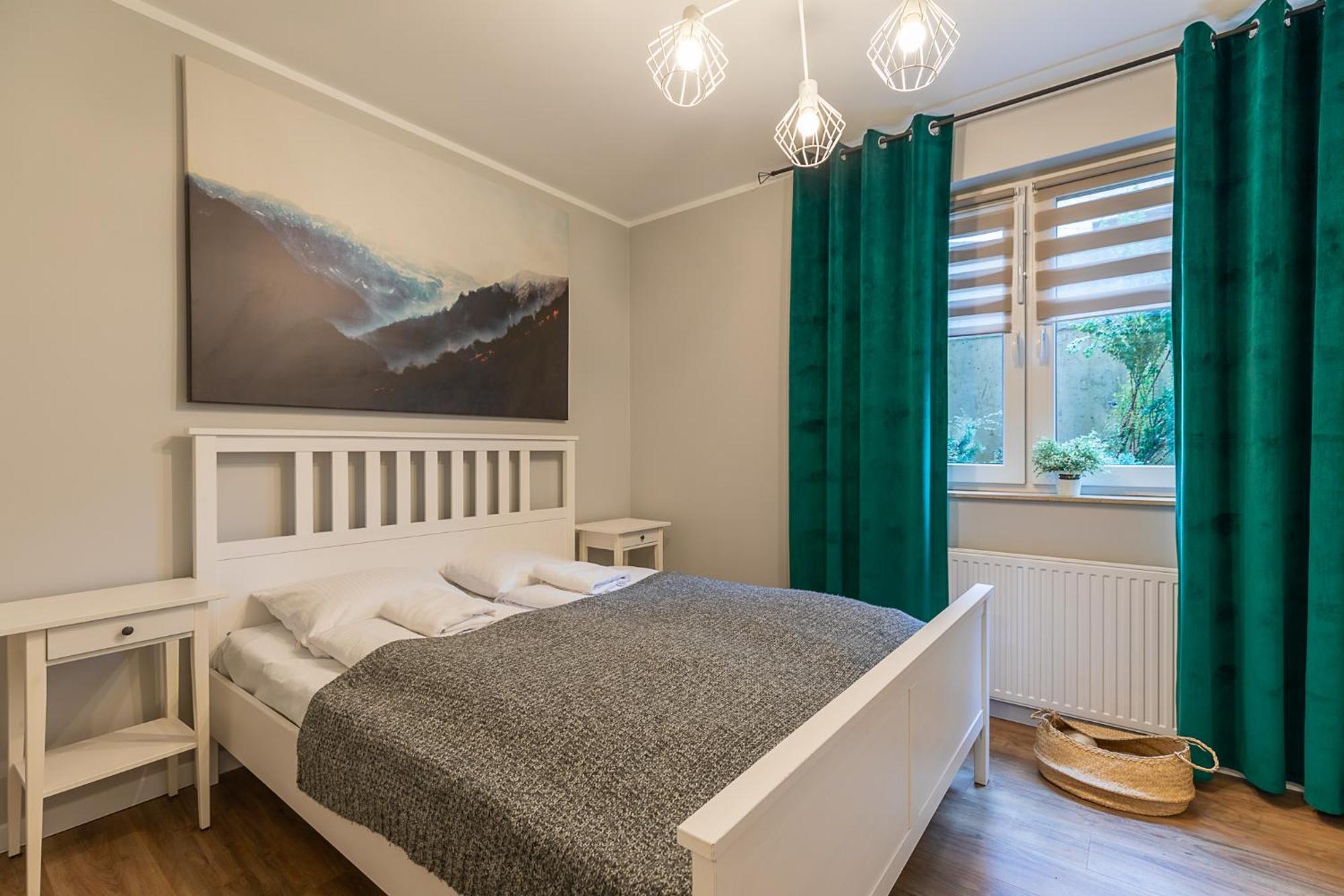 Rentplanet - Apartamenty Izerska ชกลาร์สกา ปอเรมบา ภายนอก รูปภาพ