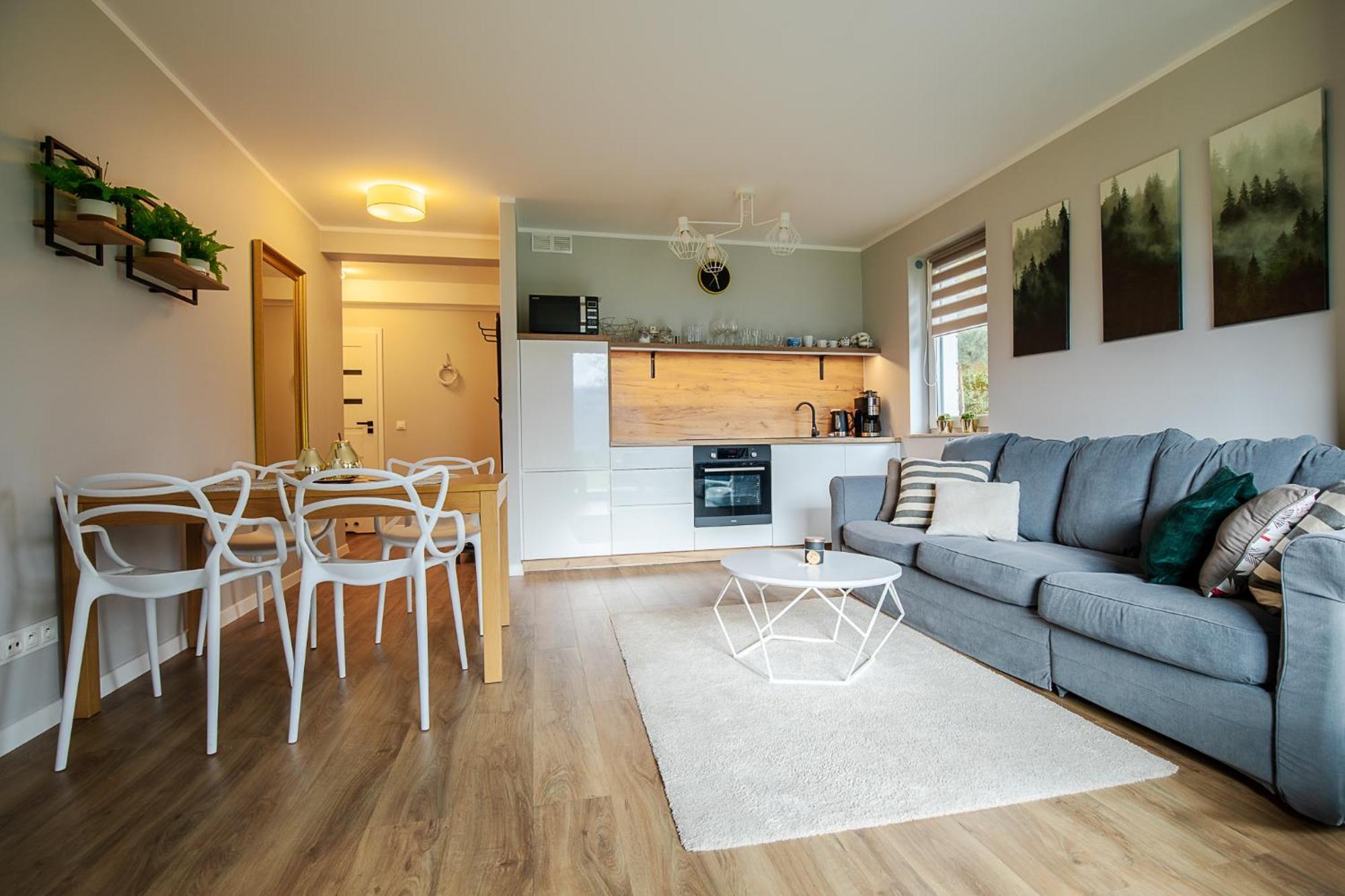 Rentplanet - Apartamenty Izerska ชกลาร์สกา ปอเรมบา ภายนอก รูปภาพ