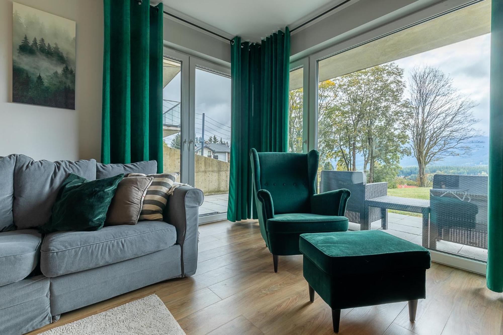 Rentplanet - Apartamenty Izerska ชกลาร์สกา ปอเรมบา ภายนอก รูปภาพ